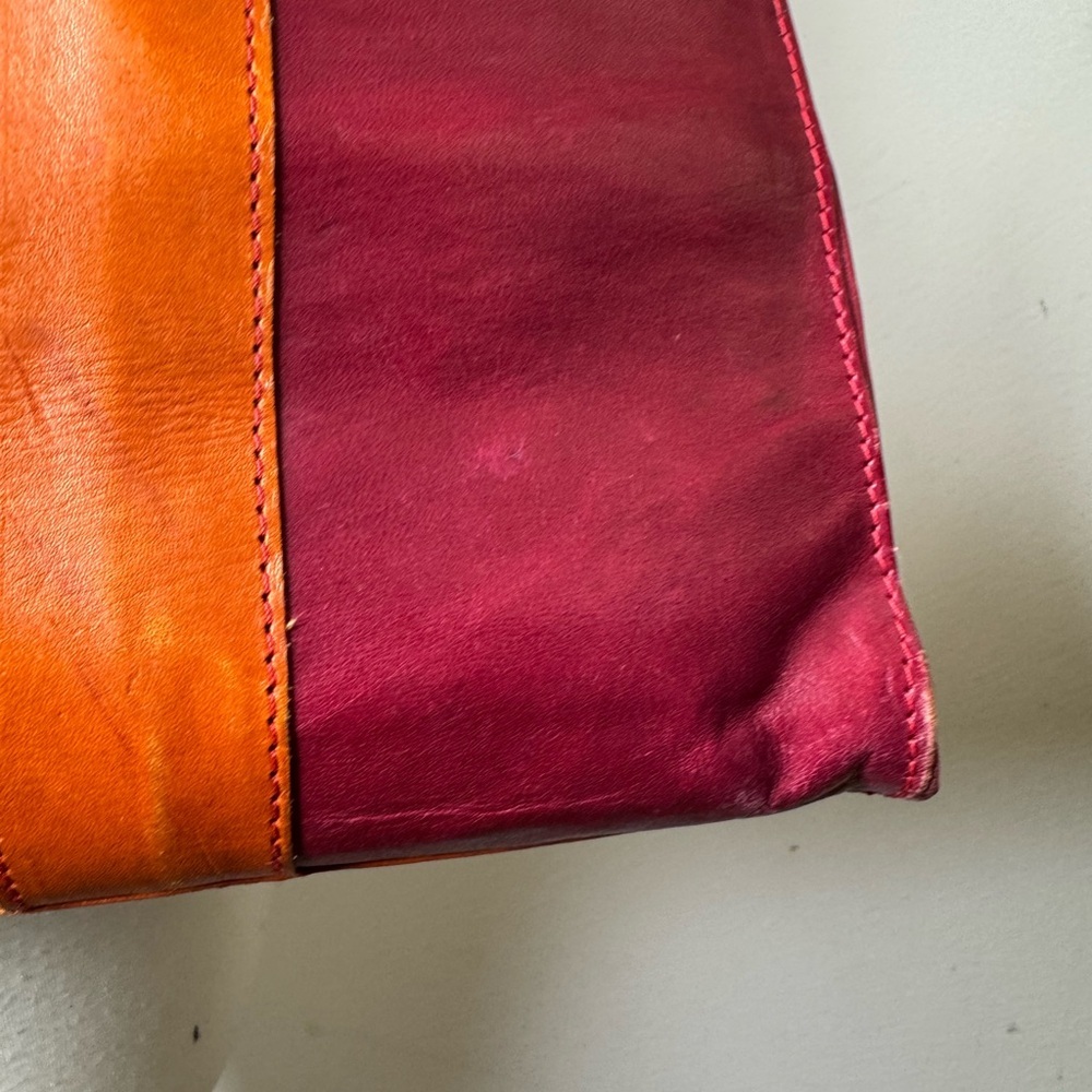 Leaders in Leather Vintage Leather Tote Bag - Picture 12 of 16